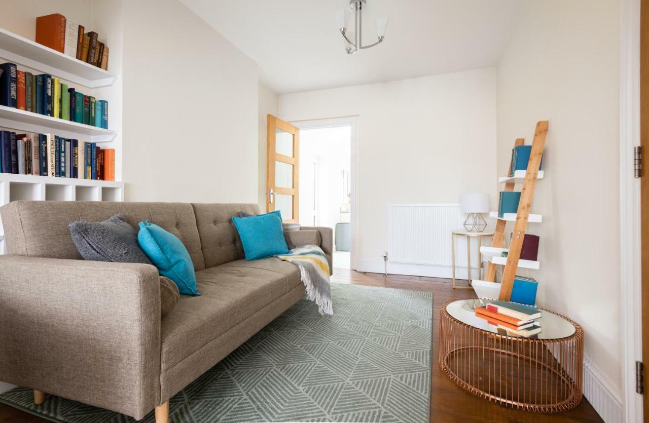 The Canary Way - Contemporary 4Bdr Home With Parking Oxford Bagian luar foto