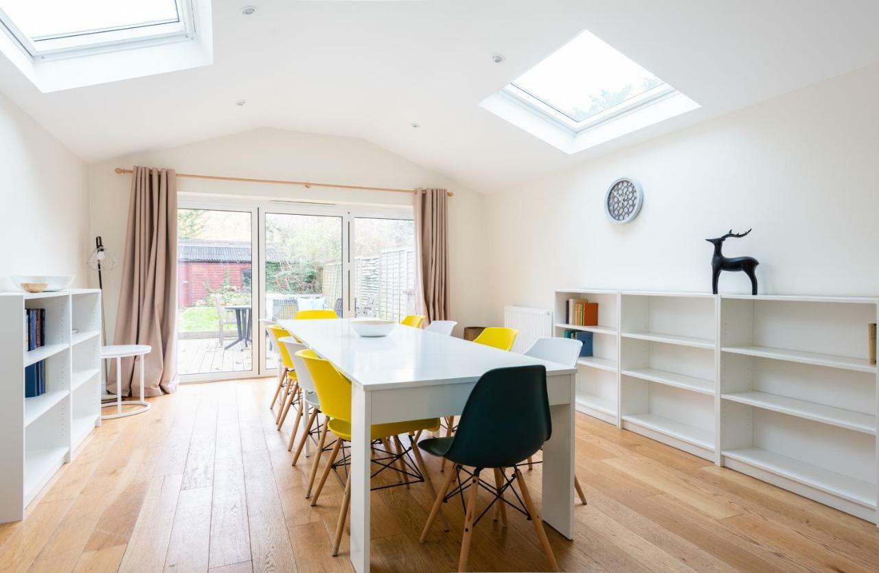 The Canary Way - Contemporary 4Bdr Home With Parking Oxford Bagian luar foto